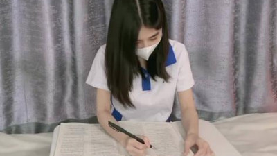 Lolita Club. Comforting the schoolgirl who failed the exam - Guoguojiang