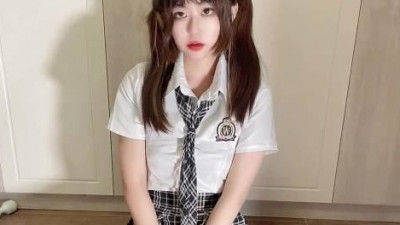 Sweetheart Vlog. Sweet girl forced her senior to confess her love plan-Tiantian
